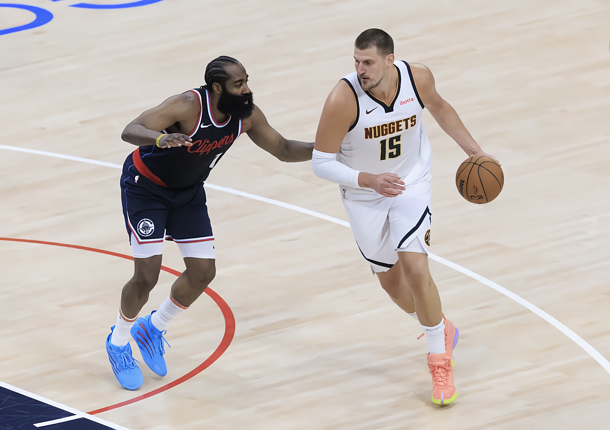 清晨NBA季后赛传出新动向，布鲁克林篮网内部沟通，管理层表态——信心回归，赛季目标并未改变的简单介绍NG28大舞台